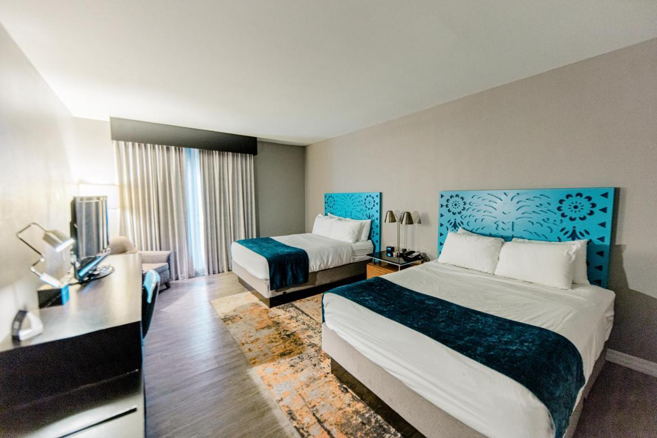 Hotel Indigo San Antonio Riverwalk By Ihg Екстериор снимка