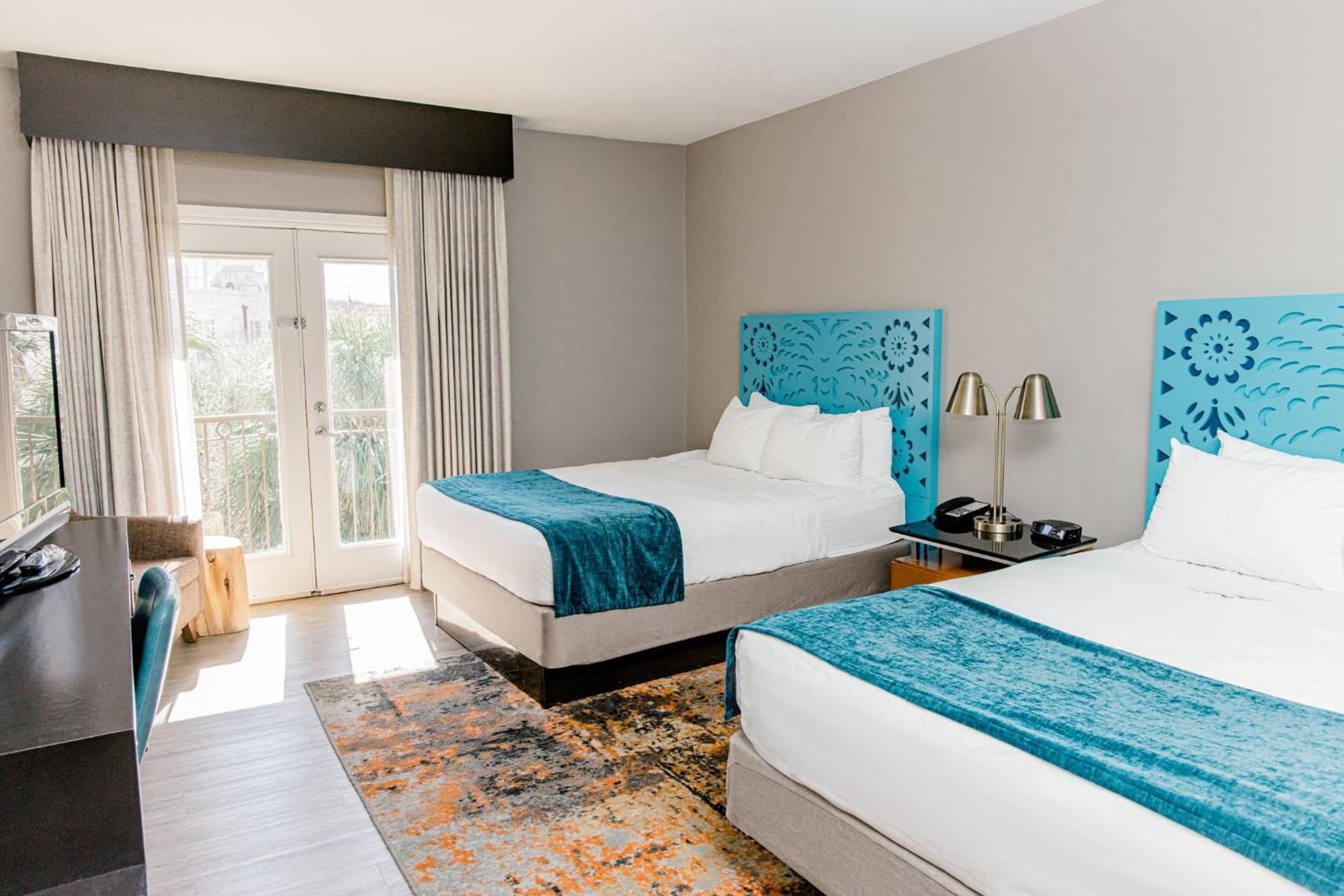 Hotel Indigo San Antonio Riverwalk By Ihg Екстериор снимка